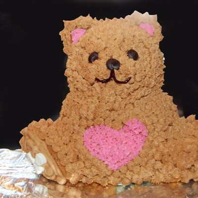 Valentine Bear Cake