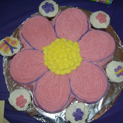 Hailey's First Birthday Cake