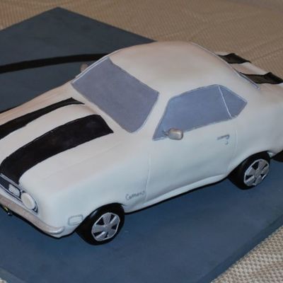 68' Camaro Cake