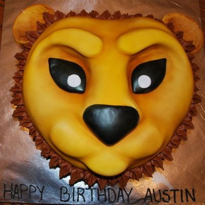 Lion Head Cake