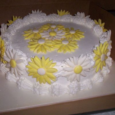 Daisy Cake