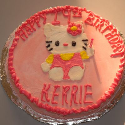 Hello Kitty Cake