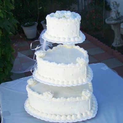Heart Shaped Cake On Floating Stand