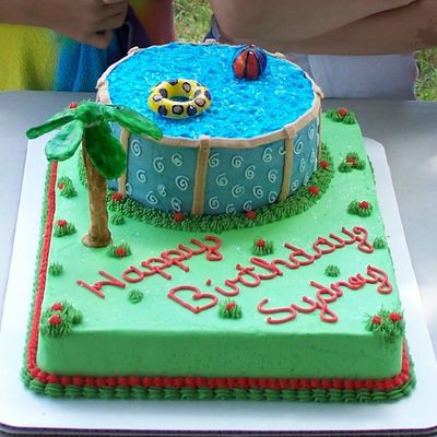 Swimming Pool Cake