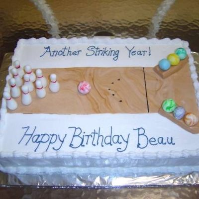 Bowling Cake