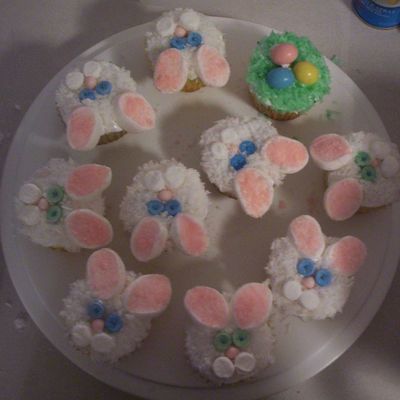 Bunny_Cupcakes.jpg