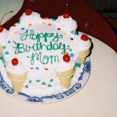 Moms Birthday Cake