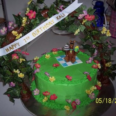 Scooby Doo Cake