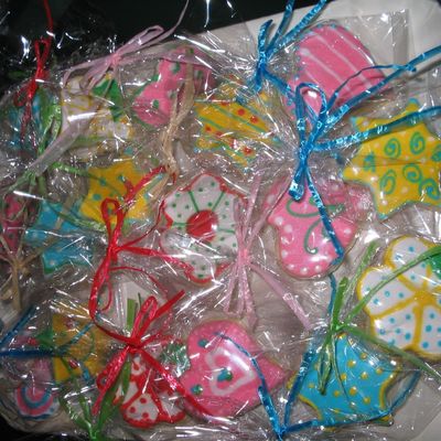 My First Time Decorating Cookies!!