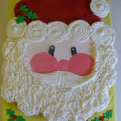 Santa Cupcake Cake