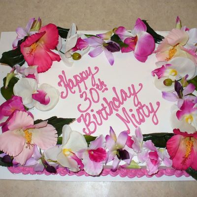 Hawaiian Themed Cake