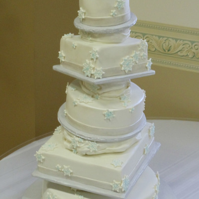 Topsey Turvey Snowflake Wedding Cake