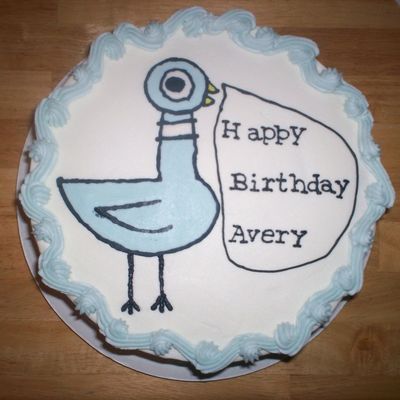 Don't Let Pigeon Eat The Birthday Cake!