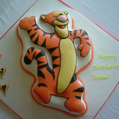 Tigger Cake