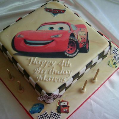 Lightning Mcqueen Cake