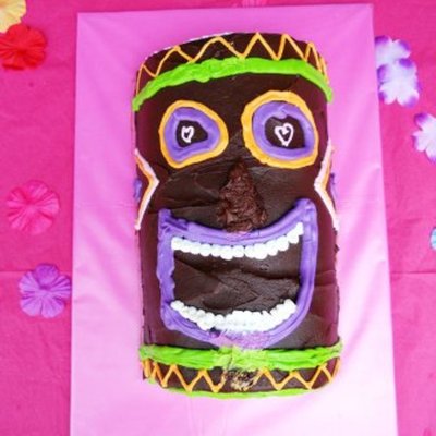 Smooshed Nose Tiki Cake