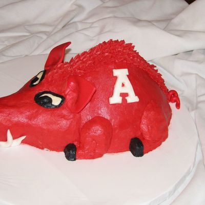 Arkansas Razorback Cake
