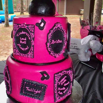 Kristen's Grad Cake