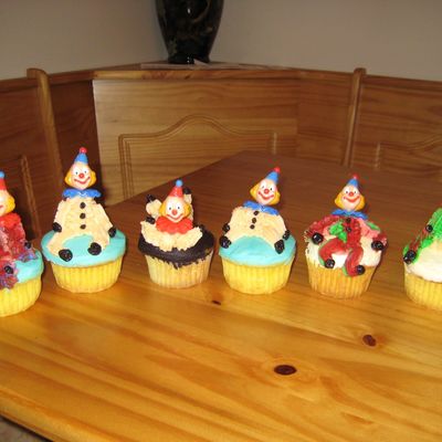 Clown Cupcakes