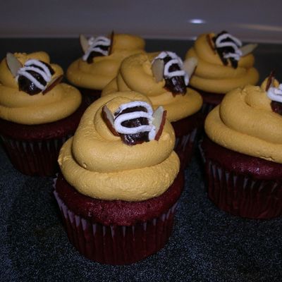 Bumble Bee Behive Cupcakes