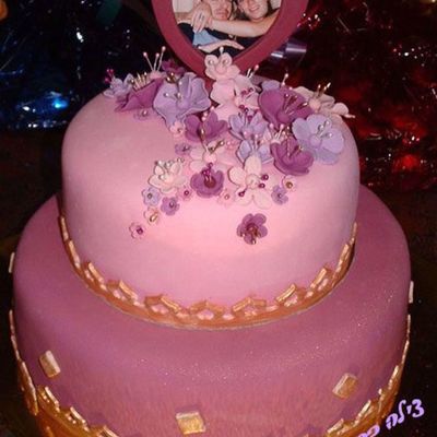 Henna Ceremony Cake