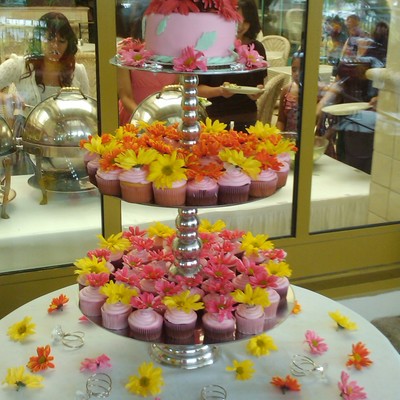 Cupcakes For A Bridal Shower