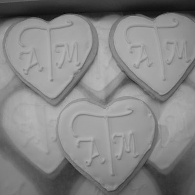 Monogrammed Wedding Cookies