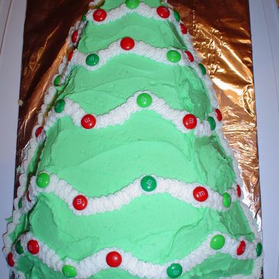 Christmas Tree Cake