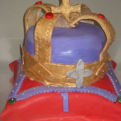 King Henry's 1St Birthday Cake