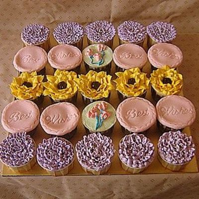 Best Wishes Cupcakes