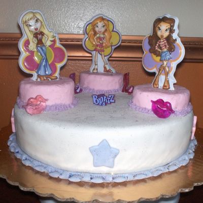 Bratz Birthday Cake