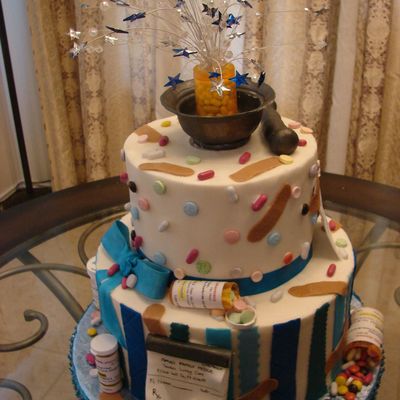 Pharmacy Student Graduation Cake.
