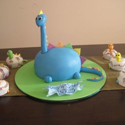 Dino Cake