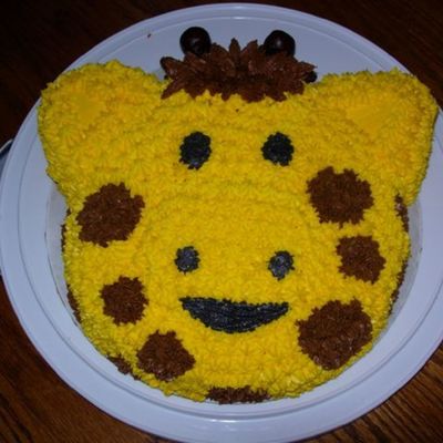 Giraffe Star Cake