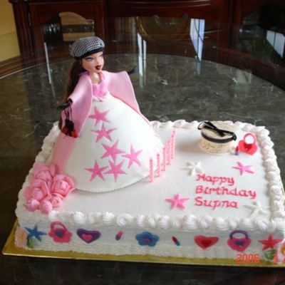 Bratz Cake
