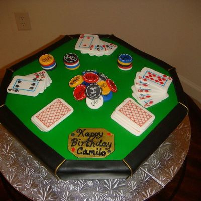 Poker Table Cake