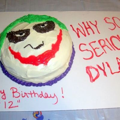 Joker Face Cake