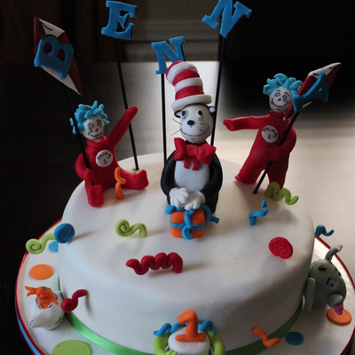 Dr Suess Cake