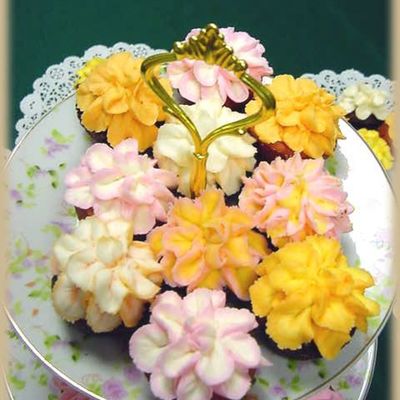 Cupcakes With Flowers