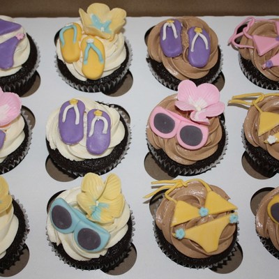 Pool Party Cupcakes