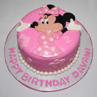 Minnie Mouse Cake