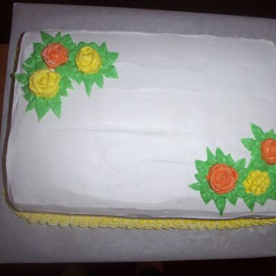 Genral Cake With Flowers