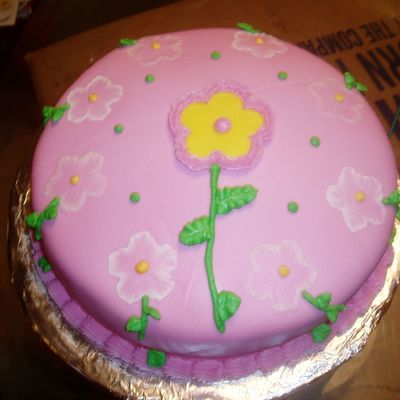 2Nd_Fondant_Cake_1.jpg