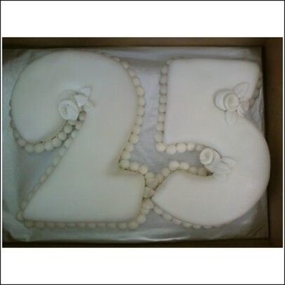 25 Birthday Cake