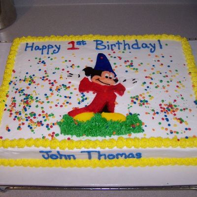 Mickey Mouse Cake