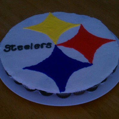 Steelers Mini Cupcake Cake