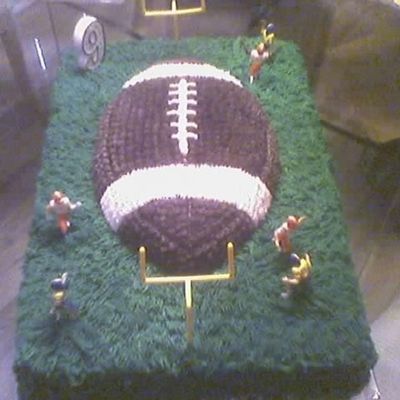Football_Cake.jpg