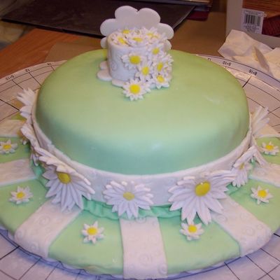 Daisy Cake