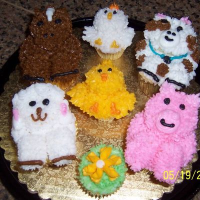 Farm Animal Cupcakes