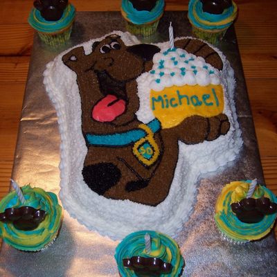 Scooby Doo Cake